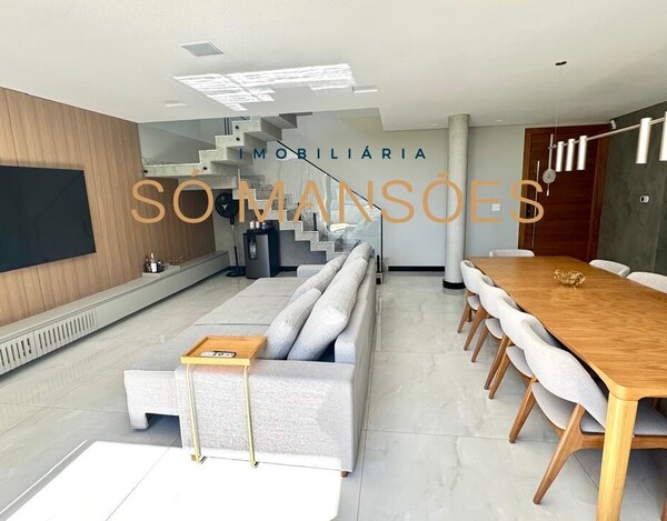 SANTA LÚCIA - CASA A VENDA EM BELO HORIZONTE MG