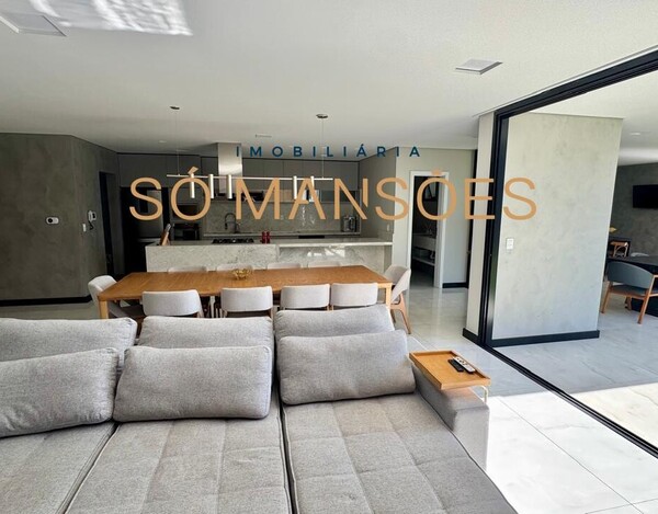 SANTA LÚCIA - CASA A VENDA EM BELO HORIZONTE MG