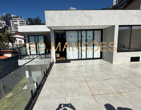 SANTA LÚCIA - CASA A VENDA EM BELO HORIZONTE MG