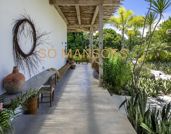 CASA À VENDA NO CONDOMÍNIO ALTOS DE TRANCOSO / BA