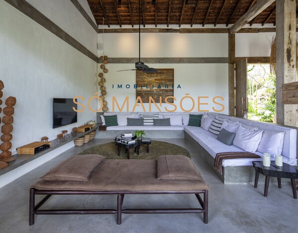 CASA À VENDA NO CONDOMÍNIO ALTOS DE TRANCOSO / BA