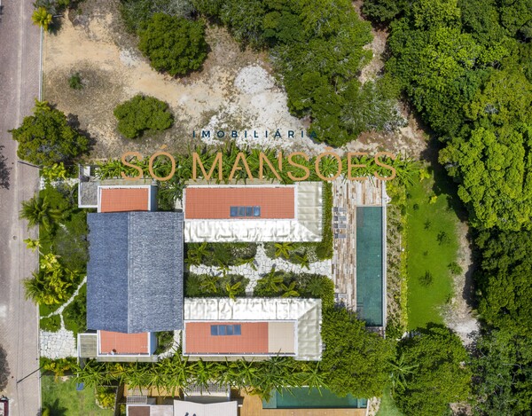 CASA À VENDA NO CONDOMÍNIO ALTOS DE TRANCOSO / BA