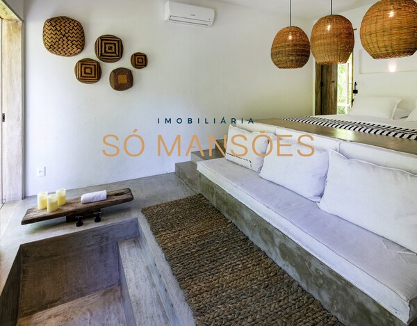 CASA À VENDA NO CONDOMÍNIO ALTOS DE TRANCOSO / BA