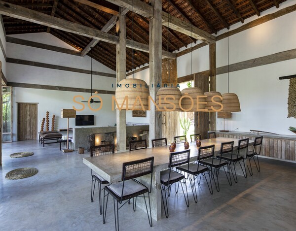 CASA À VENDA NO CONDOMÍNIO ALTOS DE TRANCOSO / BA