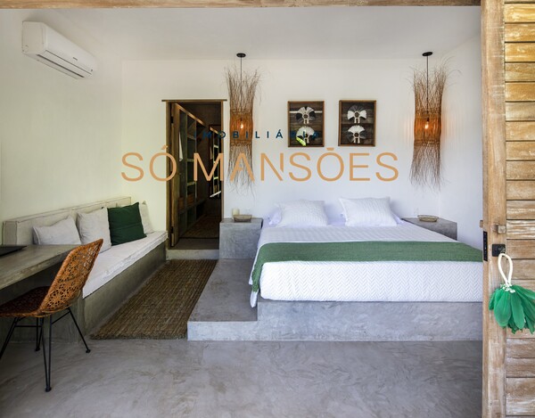 CASA À VENDA NO CONDOMÍNIO ALTOS DE TRANCOSO / BA