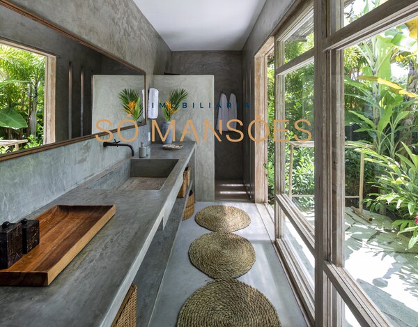 CASA À VENDA NO CONDOMÍNIO ALTOS DE TRANCOSO / BA