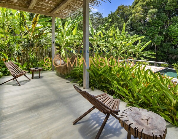 CASA À VENDA NO CONDOMÍNIO ALTOS DE TRANCOSO / BA
