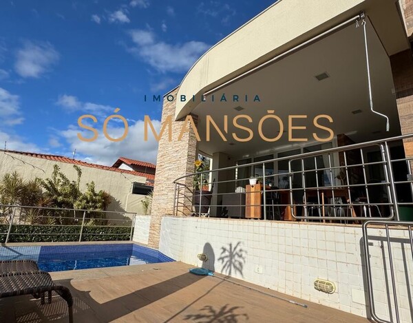 CASA À VENDA NO BAIRRO SANTA LÚCIA 