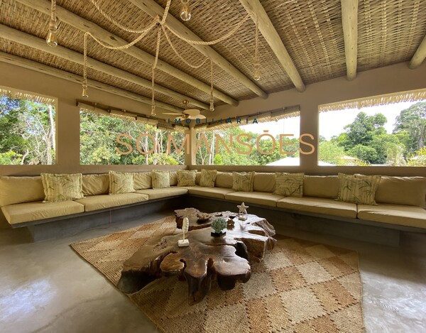 CASA À VENDA NO CONDOMÍNIO COQUEIRAL / BA