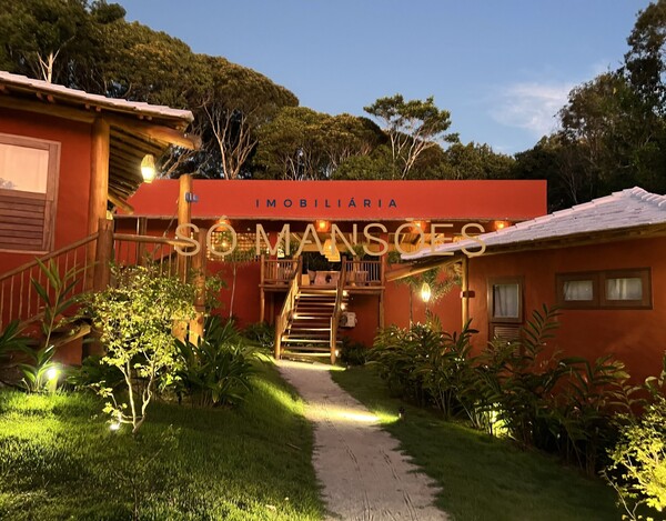CASA À VENDA NO CONDOMÍNIO COQUEIRAL / BA