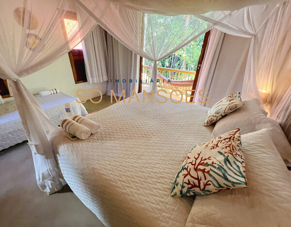 CASA À VENDA NO CONDOMÍNIO COQUEIRAL / BA