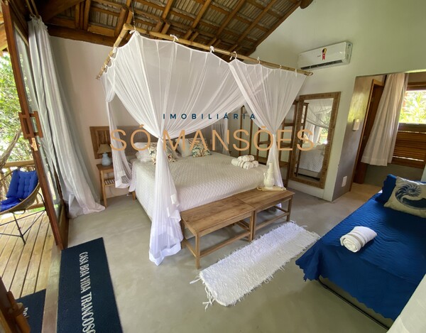 CASA À VENDA NO CONDOMÍNIO COQUEIRAL / BA