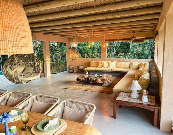 CASA À VENDA NO CONDOMÍNIO COQUEIRAL / BA