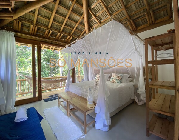 CASA À VENDA NO CONDOMÍNIO COQUEIRAL / BA