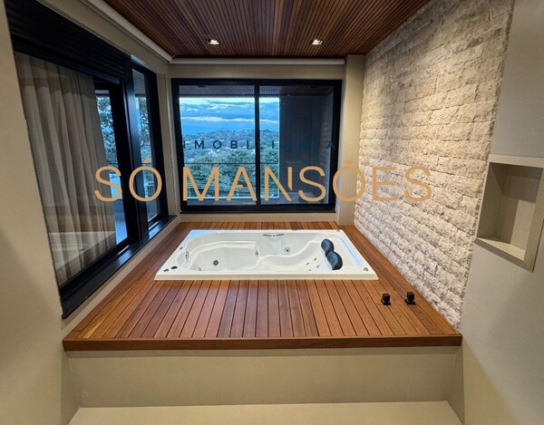 CASA À VENDA NO CONDOMÍNIO CONDADOS DA LAGOA EM LAGOA SANTA 