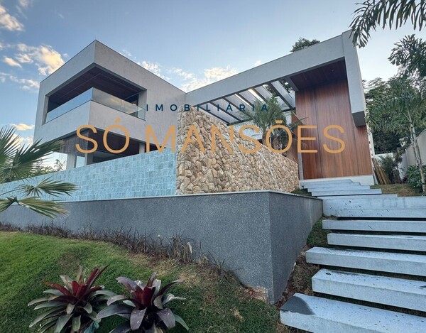CASA À VENDA NO CONDOMÍNIO CONDADOS DA LAGOA EM LAGOA SANTA 