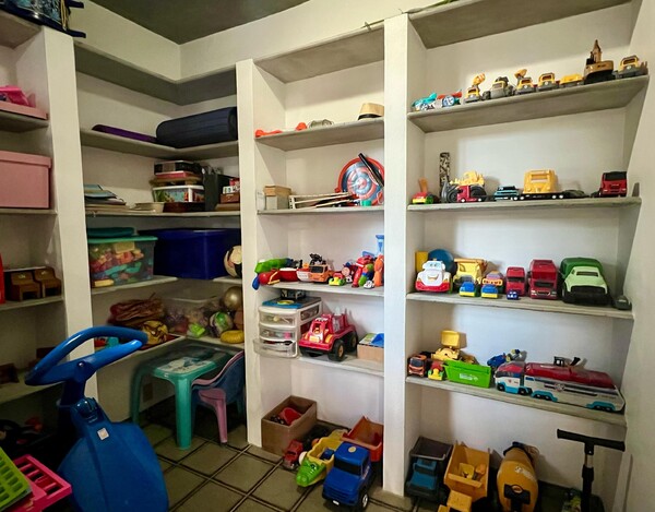 VILA DEL REY - CAS À VENDA EM NOVA LIMA 
