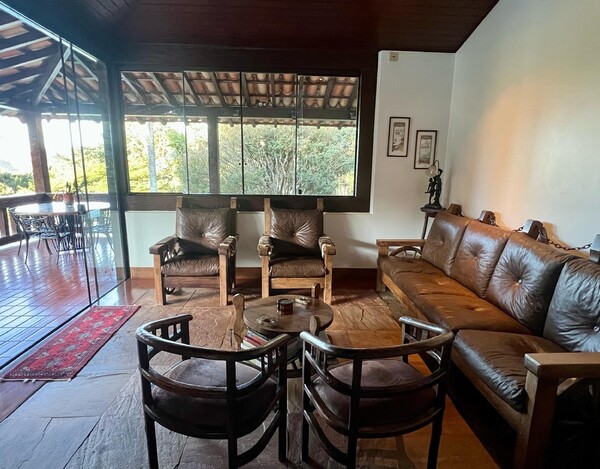 VILA DEL REY - CAS À VENDA EM NOVA LIMA 