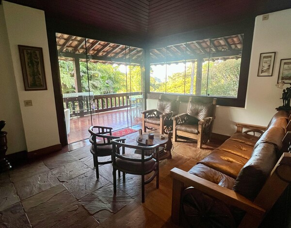 VILA DEL REY - CAS À VENDA EM NOVA LIMA 