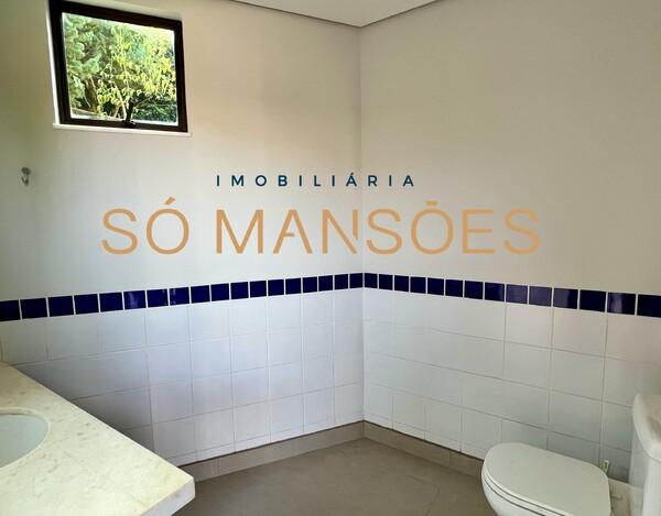 CASA À VENDA NO CONDOMÍNIO SERRA DOS MANACÁS 