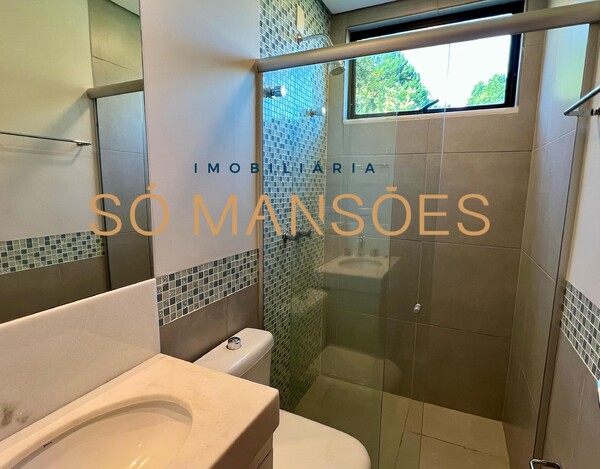 CASA À VENDA NO CONDOMÍNIO SERRA DOS MANACÁS 