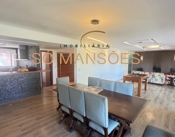 Casa de Alto Padrão de 500 m² à Venda com 1 Suíte e Vista Panorâmica no Arvoredo, Nova Lima - MG