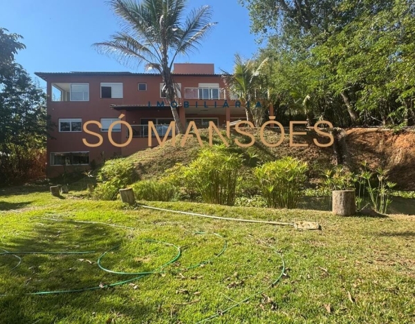 Casa de Alto Padrão de 500 m² à Venda com 1 Suíte e Vista Panorâmica no Arvoredo, Nova Lima - MG