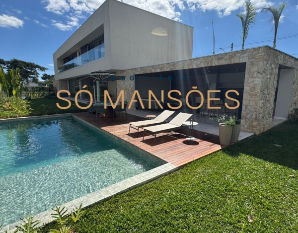 Casa de Luxo de 459 m² à Venda com 4 Suítes e Piscina Aquecida no Vitória Golf, Lagoa Santa - MG