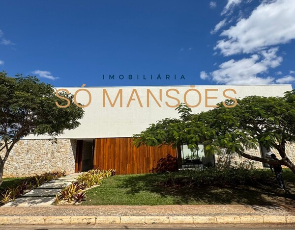CASA À VENDA NO CONDOMÍNIO VITÓRIA GOLF