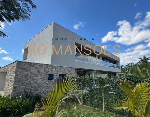 CASA À VENDA NO CONDOMÍNIO VITÓRIA GOLF