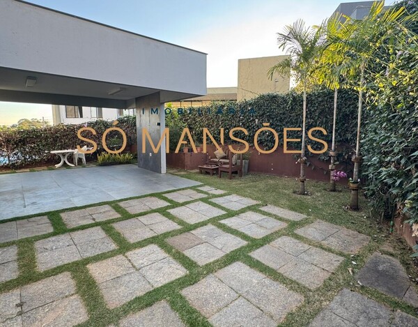 CASA À VENDA NO GRAN ROYALLE EM LAGOA SANTA
