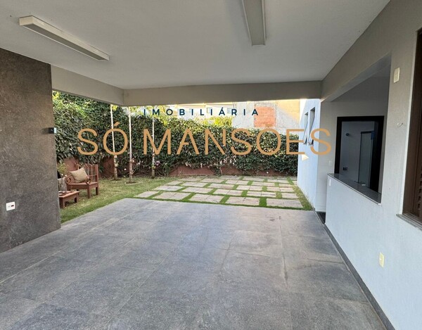 CASA À VENDA NO GRAN ROYALLE EM LAGOA SANTA