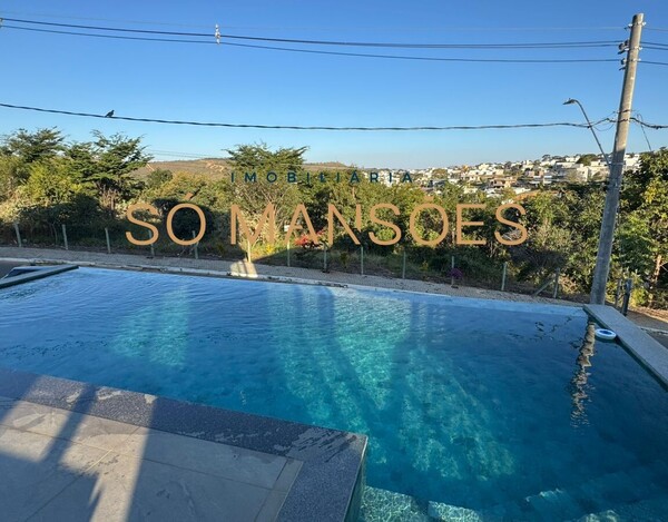 CASA À VENDA NO GRAN ROYALLE EM LAGOA SANTA