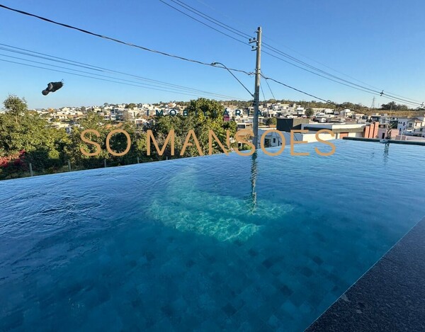 CASA À VENDA NO GRAN ROYALLE EM LAGOA SANTA