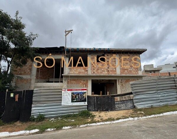 CASA EM CONTRUÇÃO  À VENDA NO GRAN PARK TOSCANA - VEPASIANO