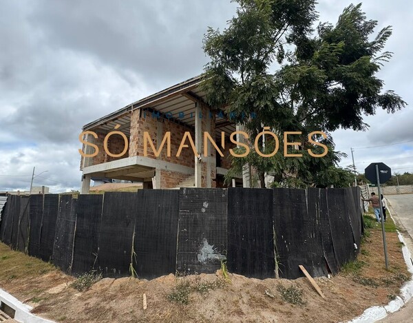 CASA EM CONTRUÇÃO  À VENDA NO GRAN PARK TOSCANA - VEPASIANO