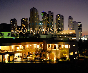 Casa de Luxo de 1.321 m² à Venda com 5 Suítes e Vista Panorâmica no Condomínio Village Terrasse, Nova Lima - MG