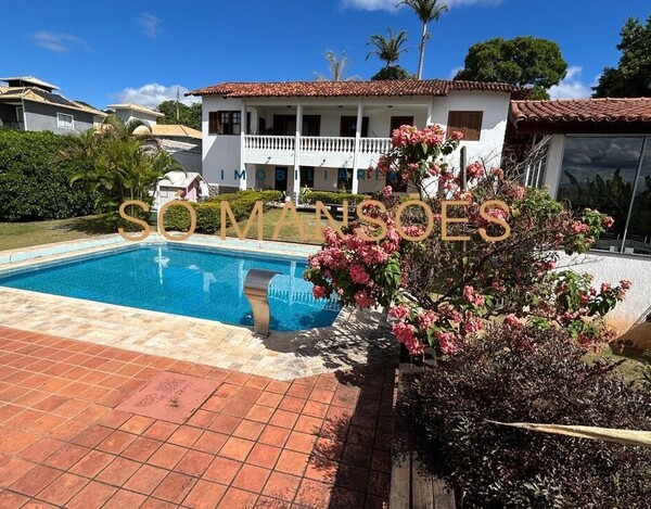 CASA À VENDA NO CENTRO DE LAGOA SANTA