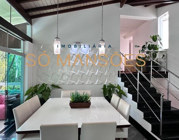 VILA CASTELA - CASA À VENDA EM NOVA LIMA