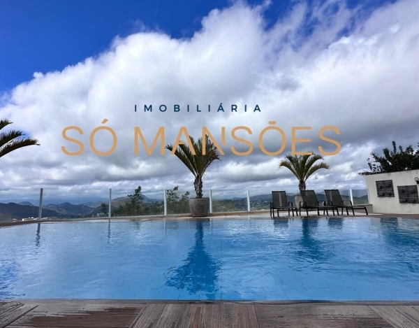 Casa de Luxo de 450 m² à Venda com 3 Suítes e Vista Panorâmica no Vila Castela, Nova Lima - MG