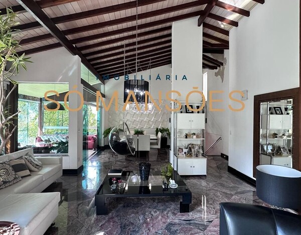 VILA CASTELA - CASA À VENDA EM NOVA LIMA
