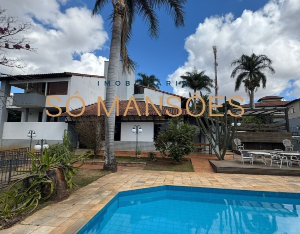 Casa de Luxo de 1.232 m² à Venda com 5 Suítes e Espaço Gourmet no Pampulha, Belo Horizonte - MG