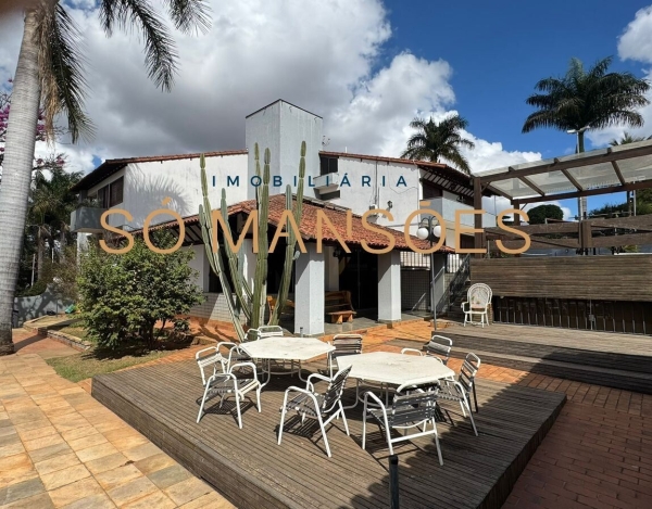 Casa de Luxo de 1.232 m² à Venda com 5 Suítes e Espaço Gourmet no Pampulha, Belo Horizonte - MG