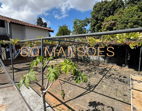 BANDEIRANTES - CASA À VENDA NA REGIÃO DA PAMPULHA