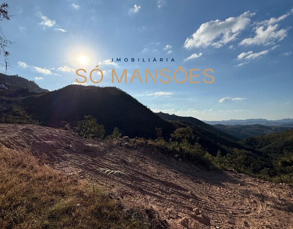 LOTE / TERRENO DE 3.893m² À VENDA NO QUITAS DO MORRO
