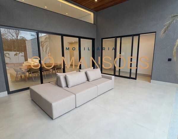 CASA À VENDA NO CONDOMÍNIO VICTORIA GOLF EM LAGOA SANTA 