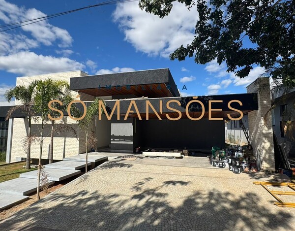 CASA À VENDA NO CONDOMÍNIO VICTORIA GOLF EM LAGOA SANTA 