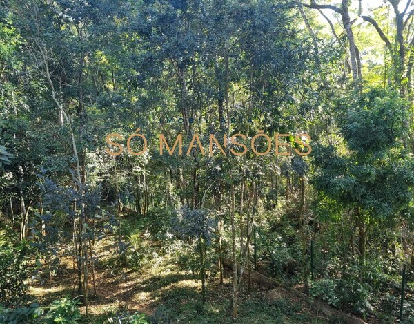 BOSQUE DO JAMBREIRO - CASA À VENDA EM NOVA LIMA