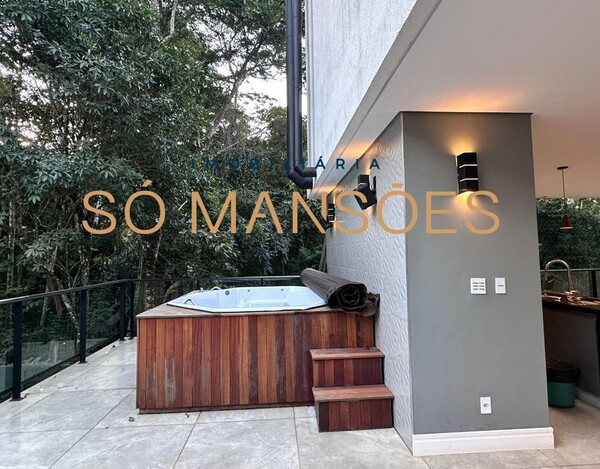 BOSQUE DO JAMBREIRO - CASA À VENDA EM NOVA LIMA