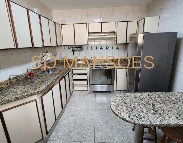 SANTA LÚCIA - CASA A VENDA EM BELO HORIZONTE MG
